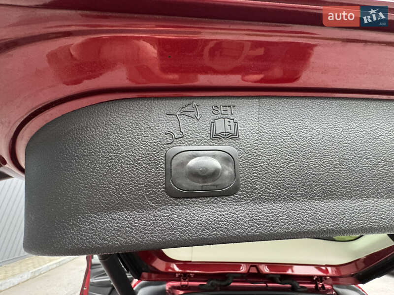 Позашляховик / Кросовер Ford Kuga 2015 в Житомирі