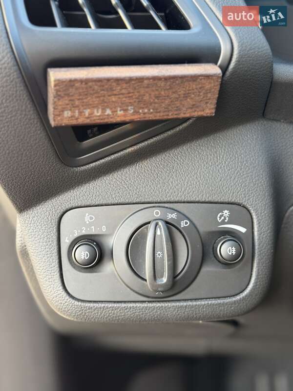 Внедорожник / Кроссовер Ford Kuga 2017 в Днепре фото 22 Внедорожник / Кроссовер Ford Kuga 2017 в Днепре