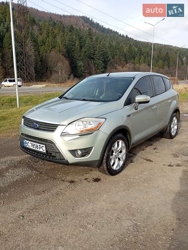 Позашляховик / Кросовер Ford Kuga 2010 в Сколе фото 5 Позашляховик / Кросовер Ford Kuga 2010 в Сколе