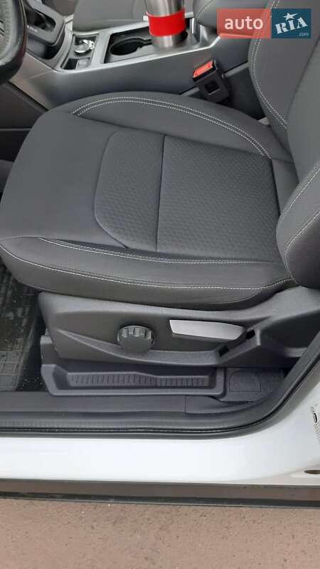 Внедорожник / Кроссовер Ford Kuga 2019 в Львове