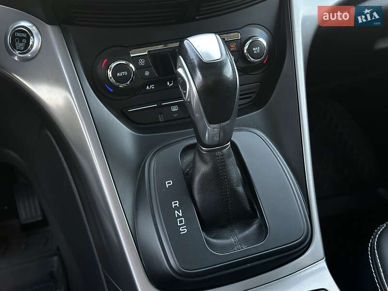 Внедорожник / Кроссовер Ford Kuga 2014 в Львове