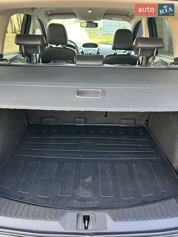 Позашляховик / Кросовер Ford Kuga 2015 в Василькові фото 16 Позашляховик / Кросовер Ford Kuga 2015 в Василькові