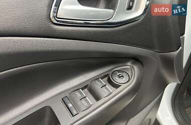 Внедорожник / Кроссовер Ford Kuga 2015 в Киеве