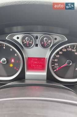 Внедорожник / Кроссовер Ford Kuga 2010 в Киеве