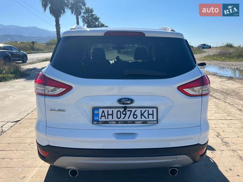 Внедорожник / Кроссовер Ford Kuga 2013 в Киеве