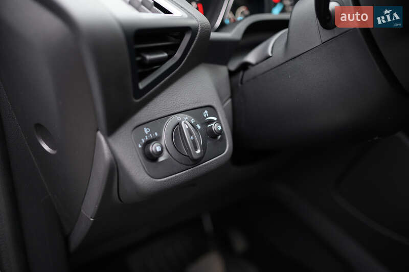 Позашляховик / Кросовер Ford Kuga 2019 в Києві