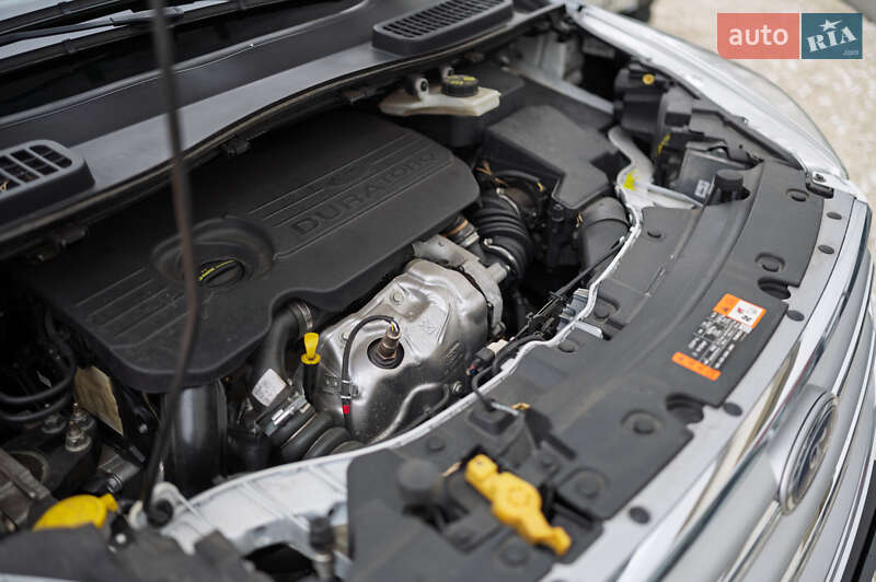 Позашляховик / Кросовер Ford Kuga 2019 в Києві