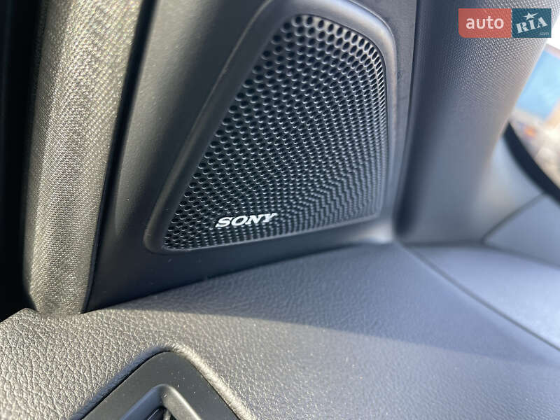 Внедорожник / Кроссовер Ford Kuga 2019 в Ровно