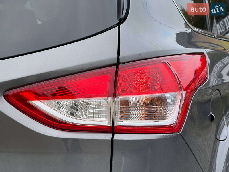 Позашляховик / Кросовер Ford Kuga 2013 в Стрию