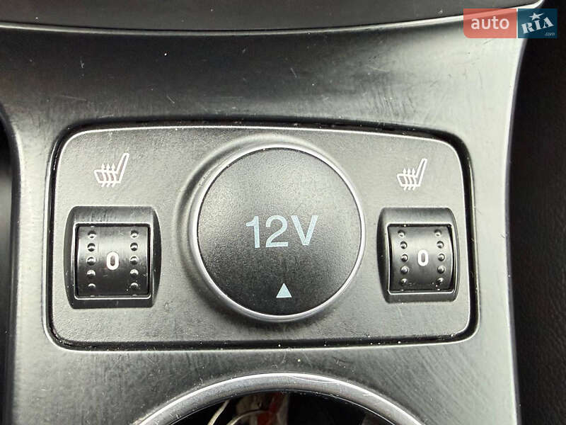 Позашляховик / Кросовер Ford Kuga 2013 в Стрию