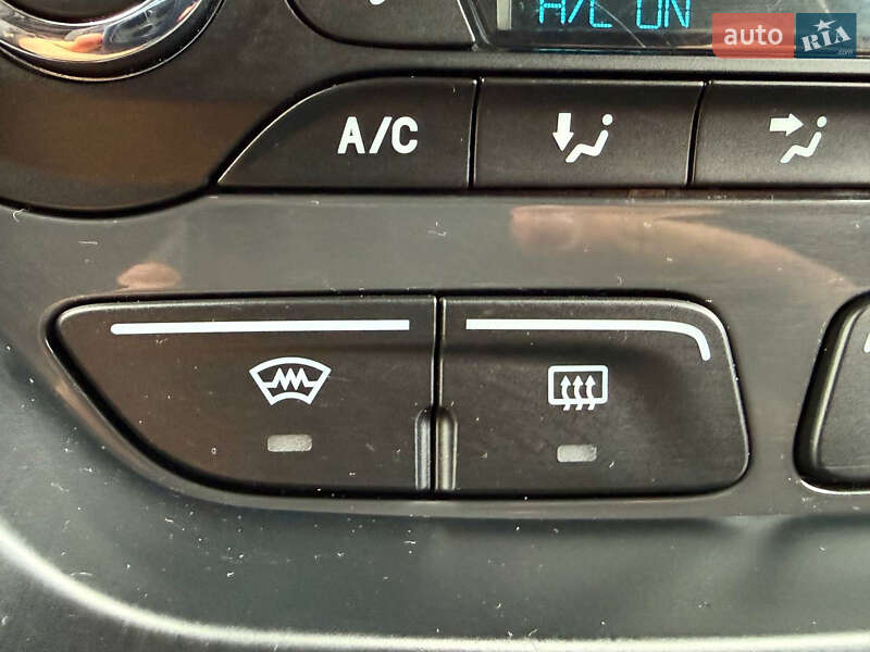 Позашляховик / Кросовер Ford Kuga 2013 в Стрию