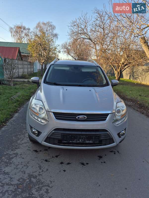 Внедорожник / Кроссовер Ford Kuga 2013 в Черкассах