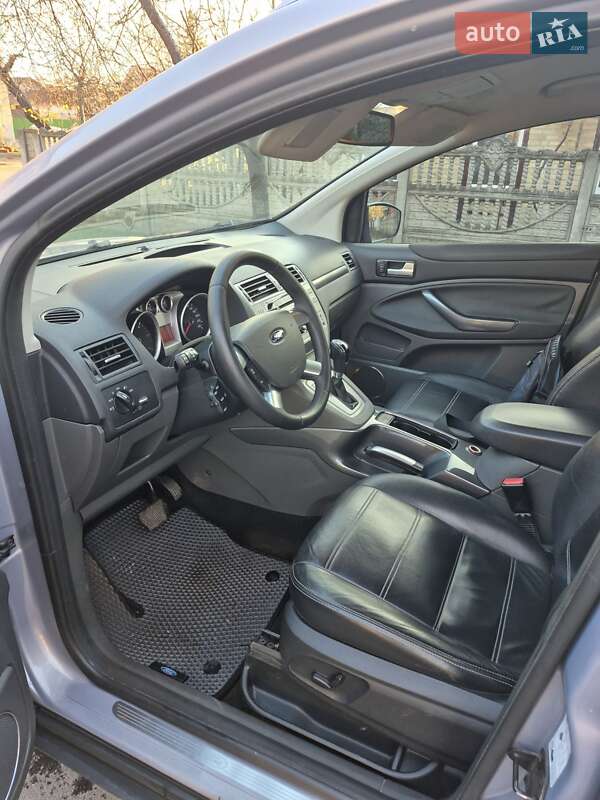 Внедорожник / Кроссовер Ford Kuga 2013 в Черкассах