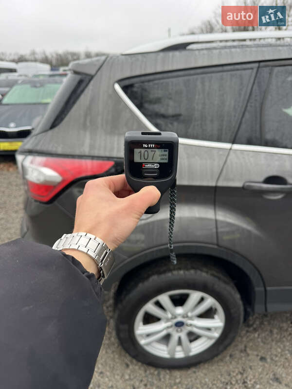 Внедорожник / Кроссовер Ford Kuga 2018 в Умани