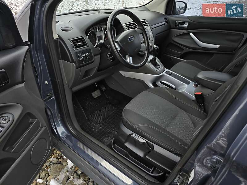 Внедорожник / Кроссовер Ford Kuga 2011 в Калуше