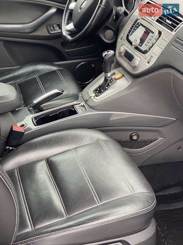 Позашляховик / Кросовер Ford Kuga 2012 в Львові фото 19 Позашляховик / Кросовер Ford Kuga 2012 в Львові