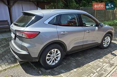 Внедорожник / Кроссовер Ford Kuga 2020 в Чорткове