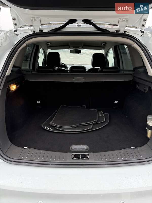 Внедорожник / Кроссовер Ford Kuga 2012 в Киеве