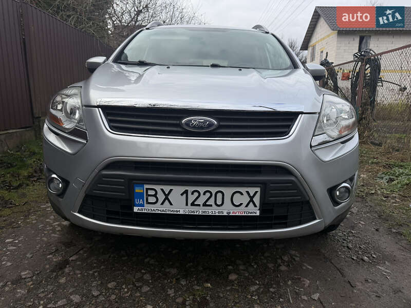 Внедорожник / Кроссовер Ford Kuga 2012 в Киеве