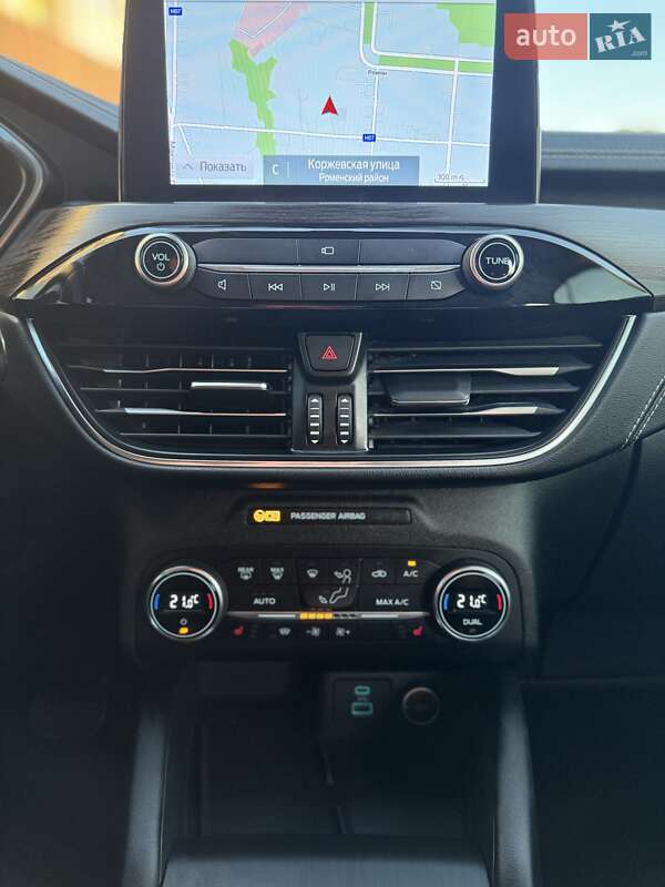 Внедорожник / Кроссовер Ford Kuga 2020 в Киеве