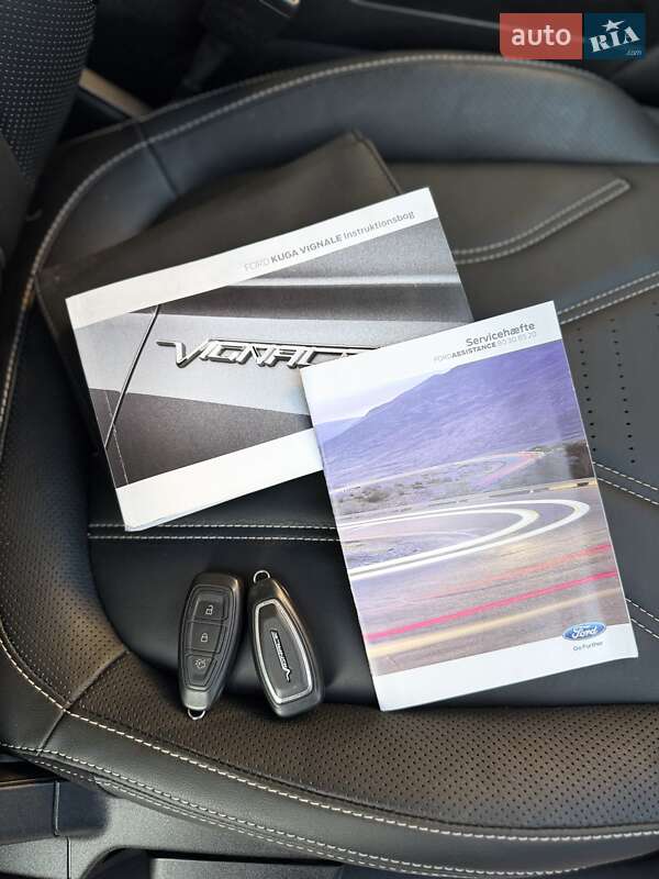 Внедорожник / Кроссовер Ford Kuga 2020 в Киеве