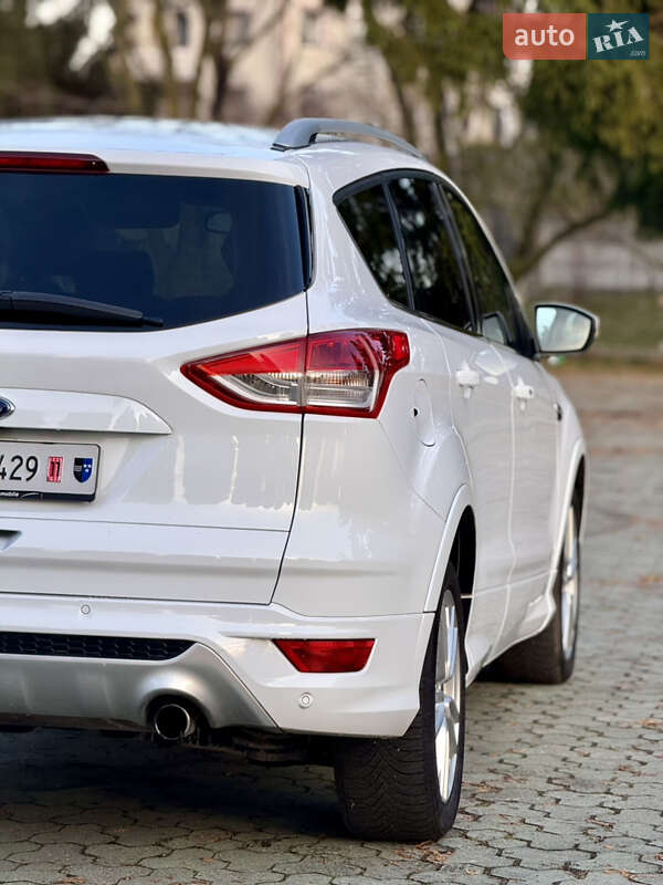 Позашляховик / Кросовер Ford Kuga 2014 в Дубні