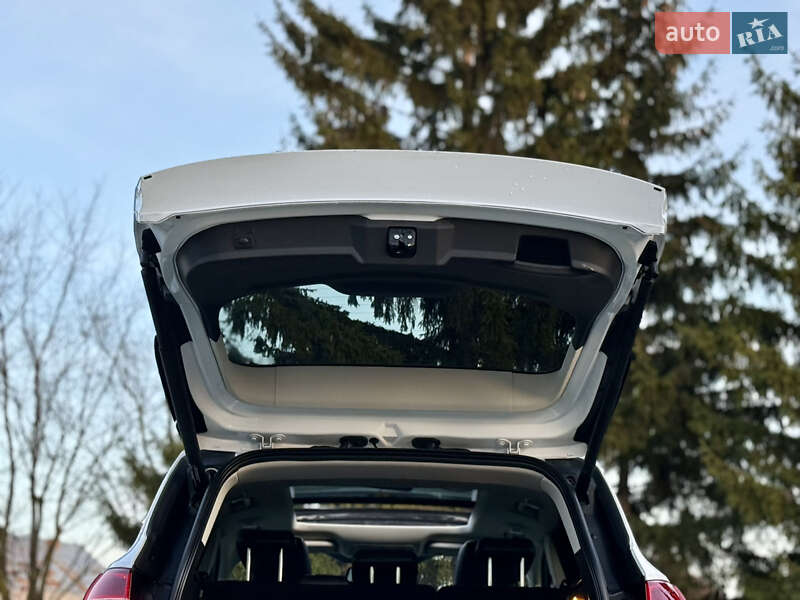 Позашляховик / Кросовер Ford Kuga 2014 в Дубні