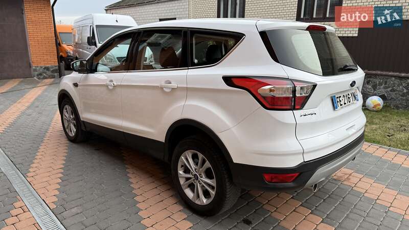 Внедорожник / Кроссовер Ford Kuga 2019 в Бершади