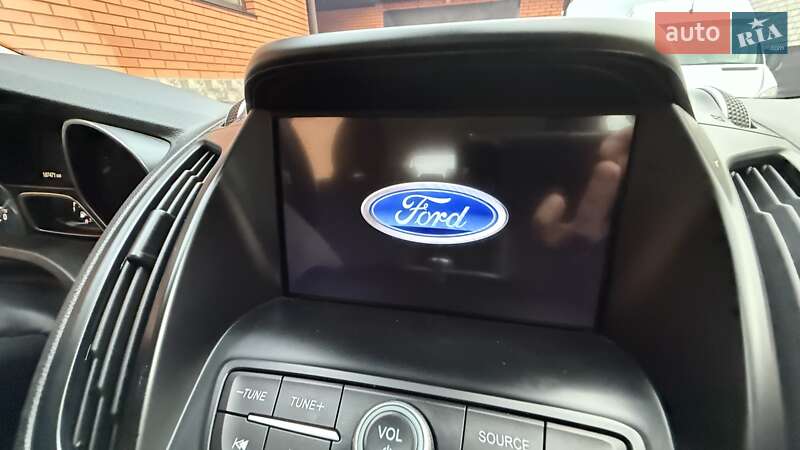 Внедорожник / Кроссовер Ford Kuga 2019 в Бершади