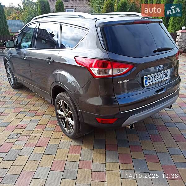 Позашляховик / Кросовер Ford Kuga 2016 в Тернополі