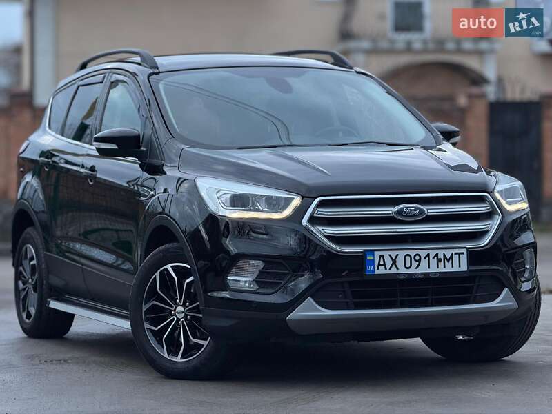 Позашляховик / Кросовер Ford Kuga 2019 в Бердичеві