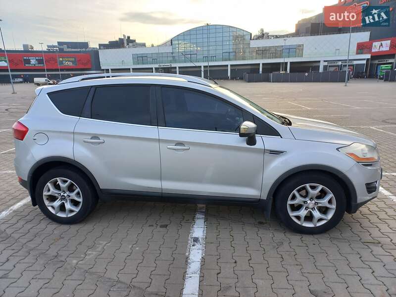 Позашляховик / Кросовер Ford Kuga 2009 в Києві