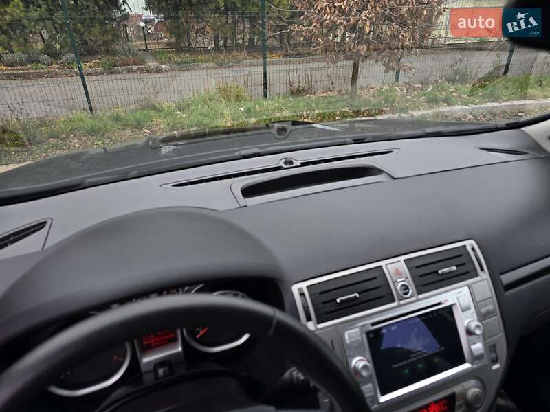 Внедорожник / Кроссовер Ford Kuga 2012 в Хмельницком фото 53 Внедорожник / Кроссовер Ford Kuga 2012 в Хмельницком
