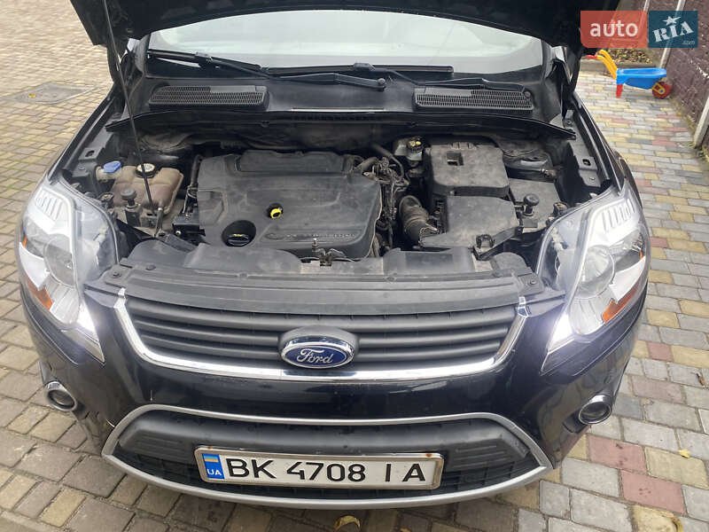 Позашляховик / Кросовер Ford Kuga 2011 в Рівному