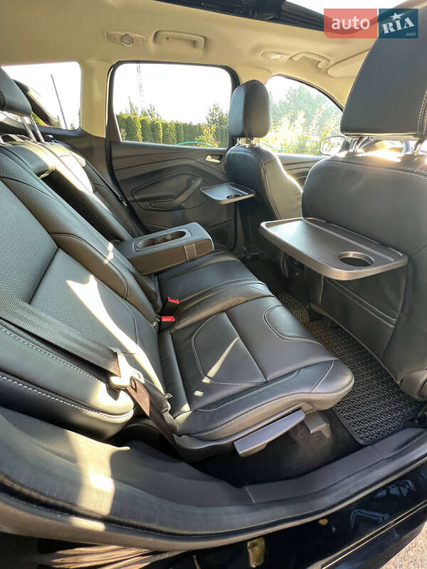 Позашляховик / Кросовер Ford Kuga 2014 в Києві