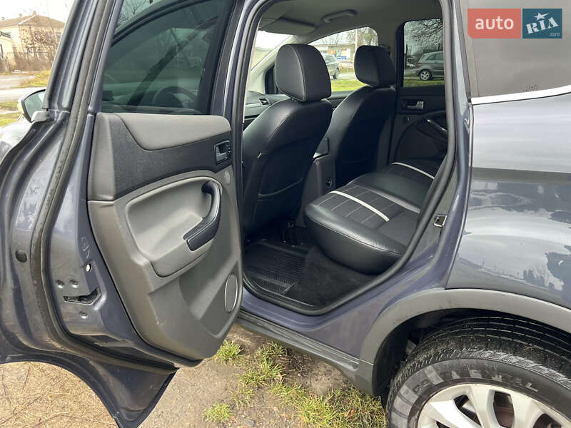 Позашляховик / Кросовер Ford Kuga 2011 в Ізяславі