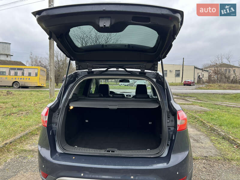 Позашляховик / Кросовер Ford Kuga 2011 в Ізяславі