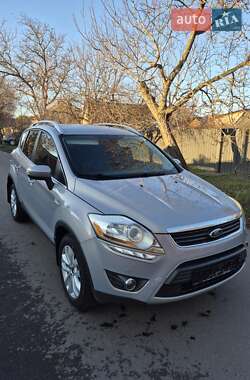 Позашляховик / Кросовер Ford Kuga 2013 в Києві