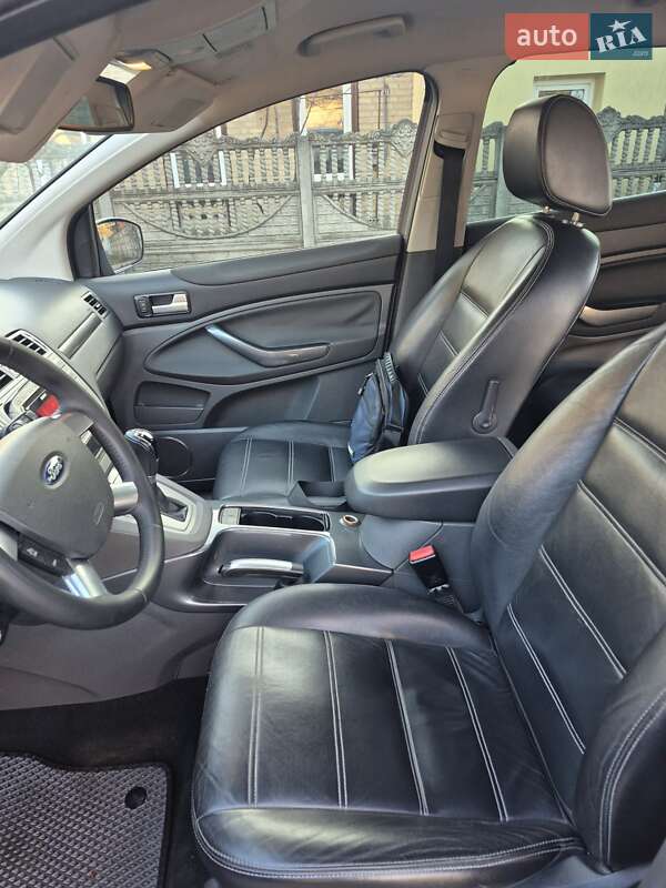 Позашляховик / Кросовер Ford Kuga 2013 в Києві