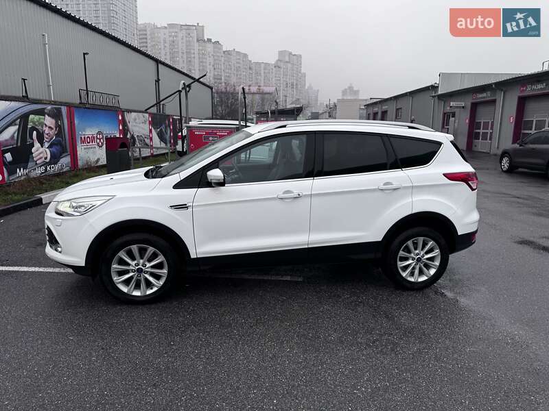 Внедорожник / Кроссовер Ford Kuga 2015 в Киеве