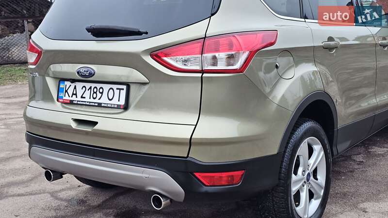 Позашляховик / Кросовер Ford Kuga 2013 в Чернігові