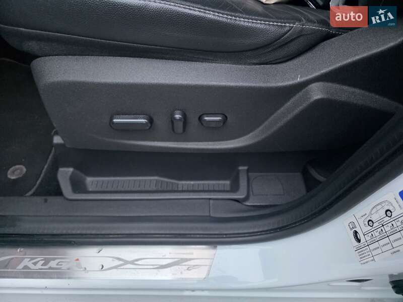 Внедорожник / Кроссовер Ford Kuga 2015 в Львове фото 2 Внедорожник / Кроссовер Ford Kuga 2015 в Львове