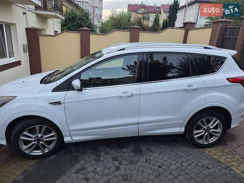 Внедорожник / Кроссовер Ford Kuga 2015 в Львове фото 7 Внедорожник / Кроссовер Ford Kuga 2015 в Львове
