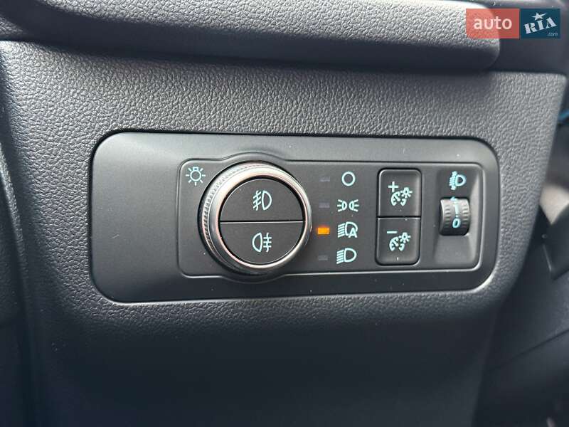 Внедорожник / Кроссовер Ford Kuga 2020 в Киеве фото 26 Внедорожник / Кроссовер Ford Kuga 2020 в Киеве