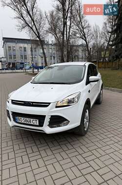 Внедорожник / Кроссовер Ford Kuga 2016 в Тернополе