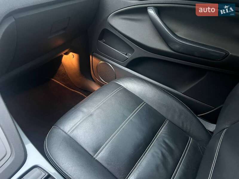 Внедорожник / Кроссовер Ford Kuga 2011 в Ирпене фото 12 Внедорожник / Кроссовер Ford Kuga 2011 в Ирпене