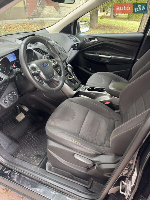 Внедорожник / Кроссовер Ford Kuga 2013 в Каменец-Подольском