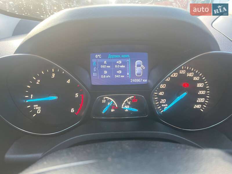 Внедорожник / Кроссовер Ford Kuga 2013 в Вапнярке фото 7 Внедорожник / Кроссовер Ford Kuga 2013 в Вапнярке