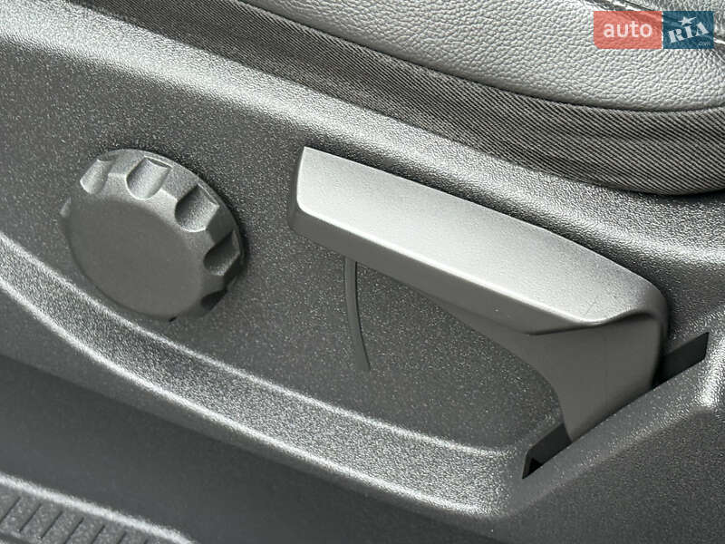 Позашляховик / Кросовер Ford Kuga 2015 в Рівному