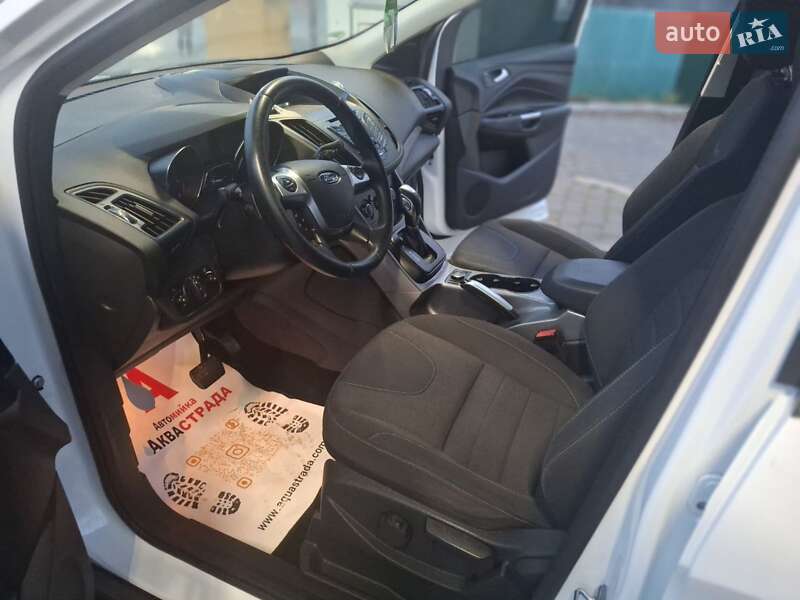 Внедорожник / Кроссовер Ford Kuga 2014 в Тернополе